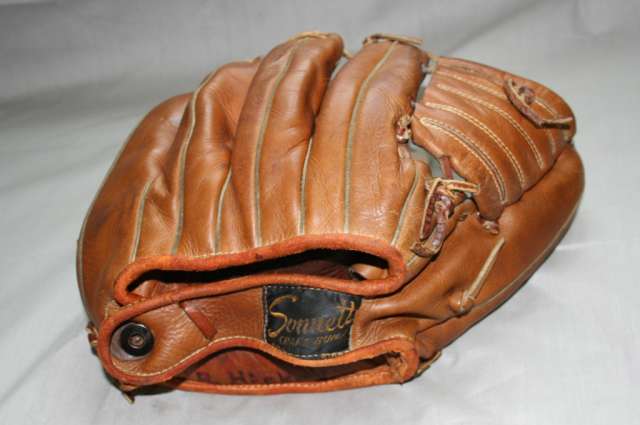 Charlie Keller Sonnett B4F Back